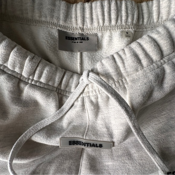 Essentials fear of god sweatshirt shorts pants S oatmeal color - Picture 4 of 7